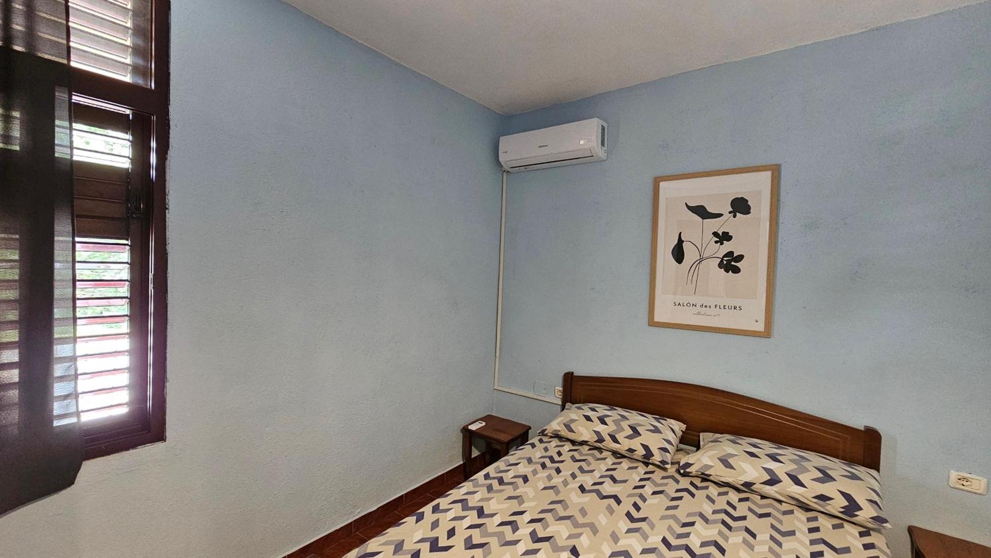 Traveler Hostel Shkoder Exterior photo