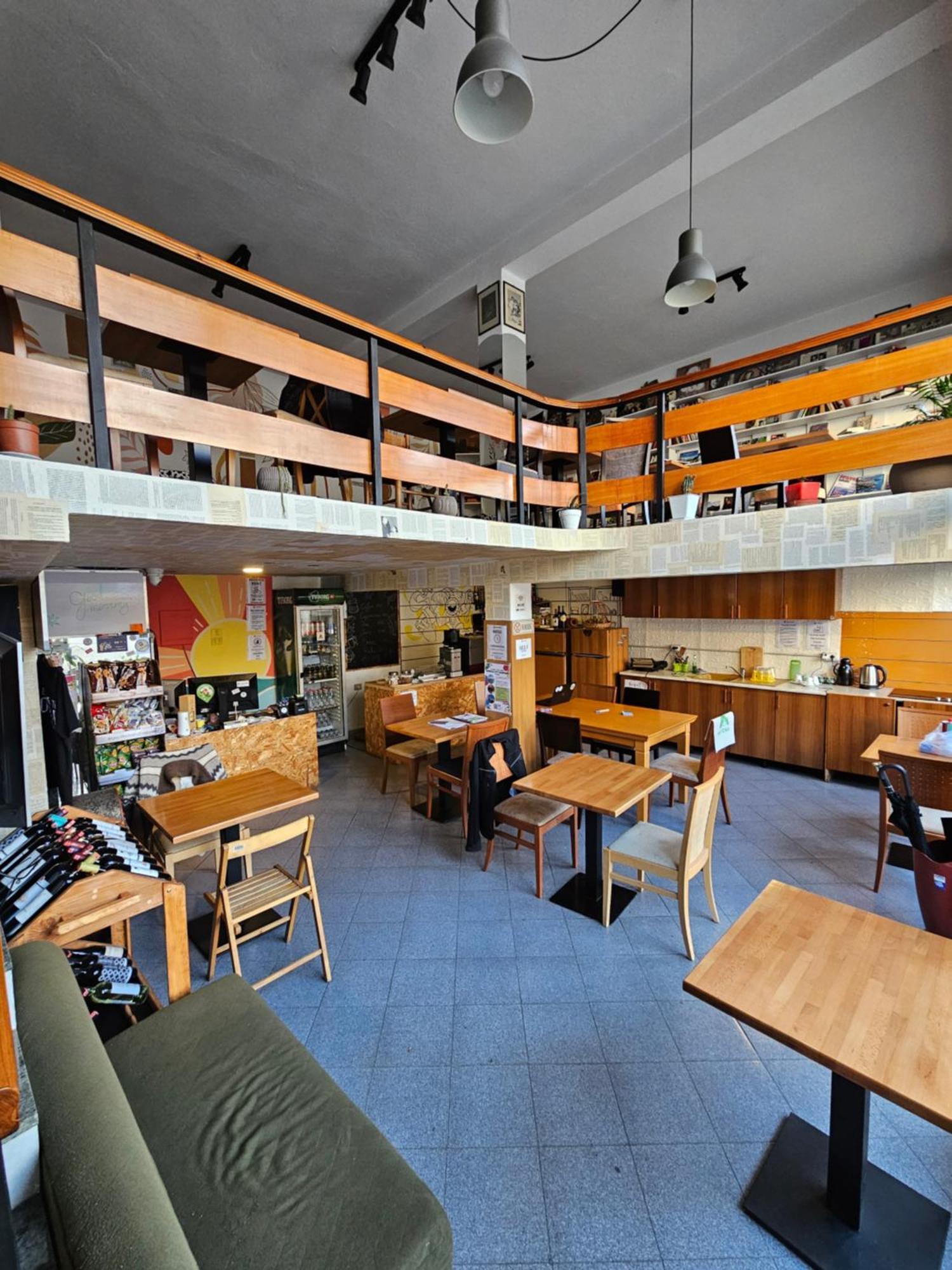 Traveler Hostel Shkoder Exterior photo